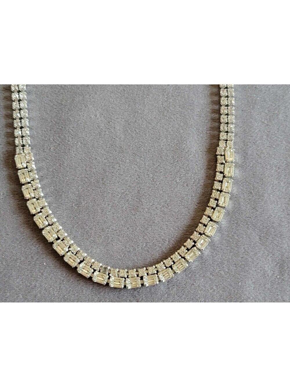 Pretty Rhinestone Necklace - Picture 5 of 6
